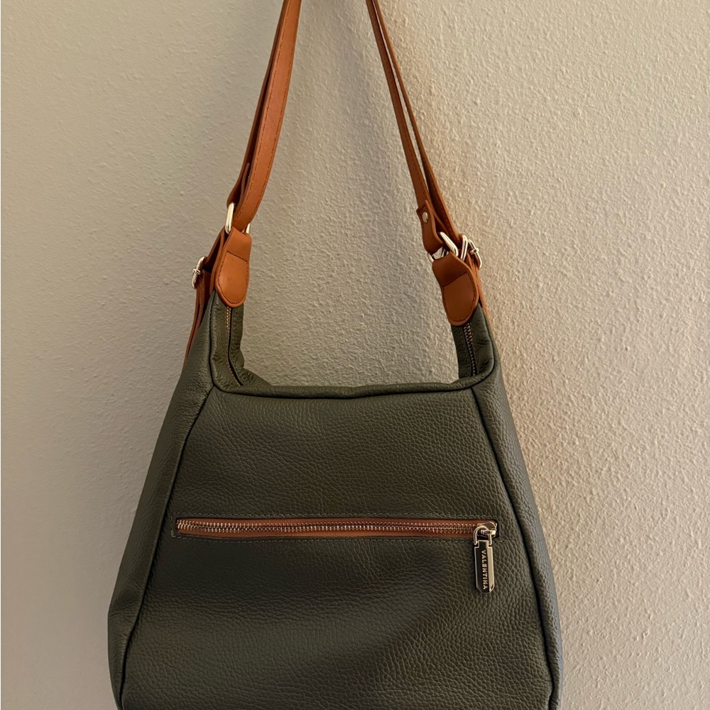 Valentina Vintage Olive Green and Tan Italian Leather Shoulder Bag - Picture 4 of 9